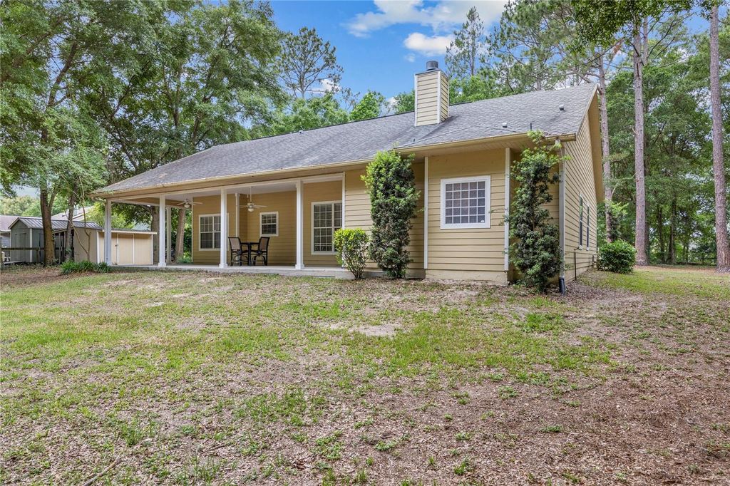 Image 7 of property listing at 21737 OLD PROVIDENCE ROAD, Alachua, FL 32615