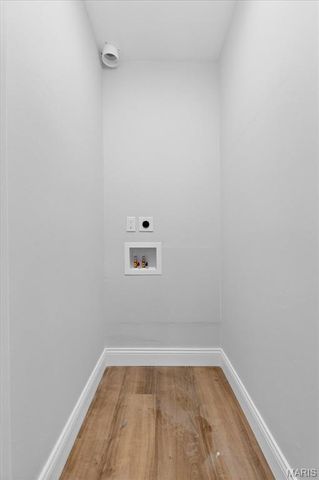 10457 Briarbend Drive 8, St Louis, MO 63146