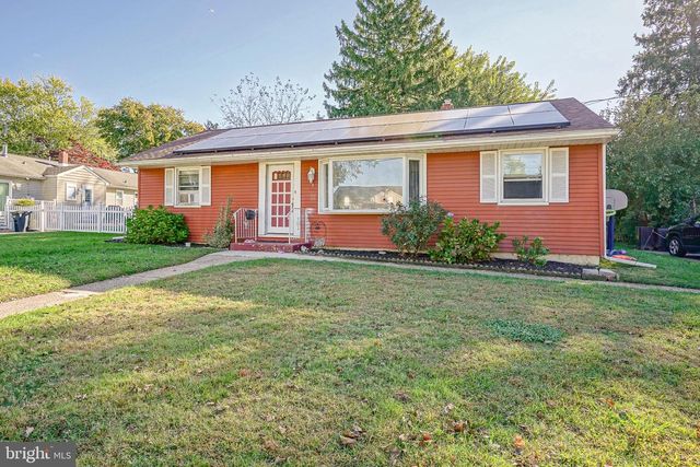 2 BRYN MAWR AVE, Stratford, NJ 08084