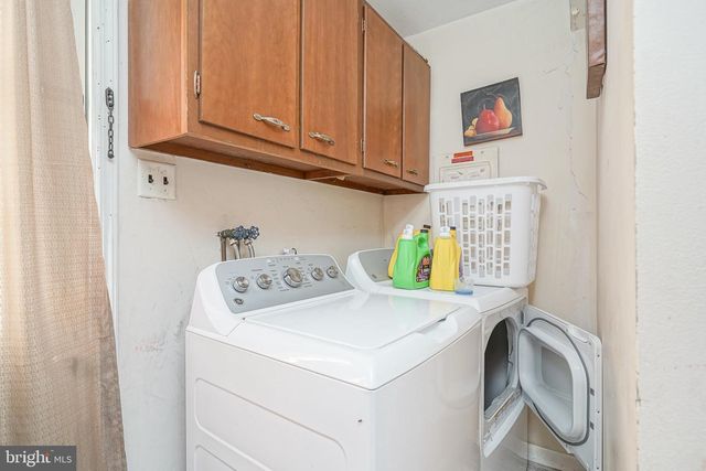 2 BRYN MAWR AVE, Stratford, NJ 08084
