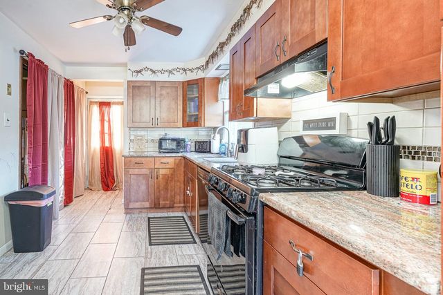 2 BRYN MAWR AVE, Stratford, NJ 08084