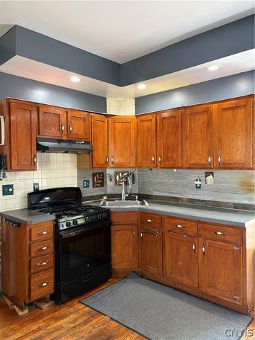 612 Lodi Street, Syracuse, NY 13203