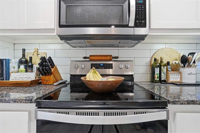 206 NW Granite Ave, Cache, OK 73527