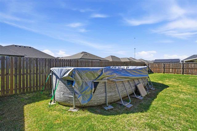 206 NW Granite Ave, Cache, OK 73527