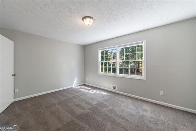 5755 Bearing Way, Atlanta, GA 30349