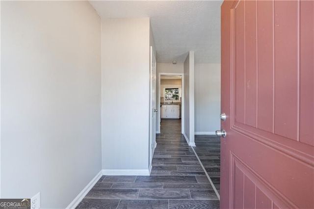 5755 Bearing Way, Atlanta, GA 30349