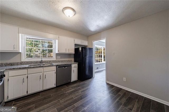 5755 Bearing Way, Atlanta, GA 30349