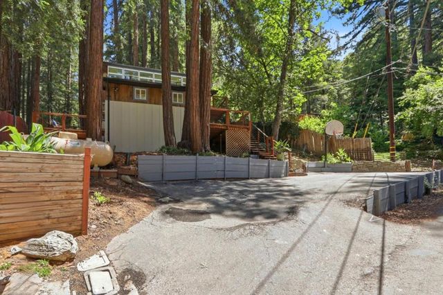 11669 Lakeshore Drive, Felton, CA 95018