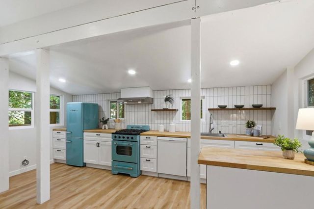 11669 Lakeshore Drive, Felton, CA 95018
