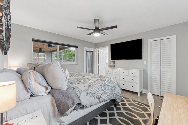 282 NE 27th Court, Boca Raton, FL 33431