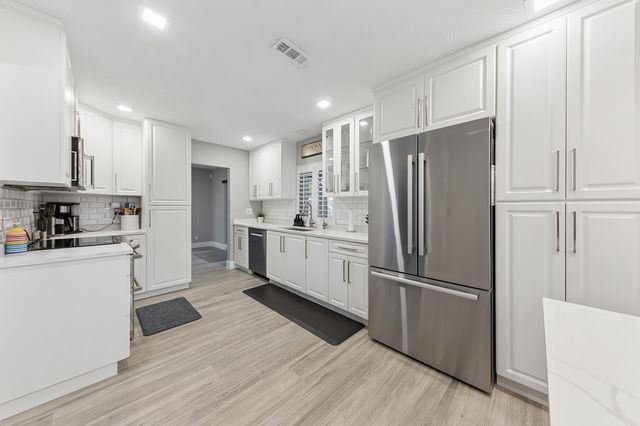 282 NE 27th Court, Boca Raton, FL 33431