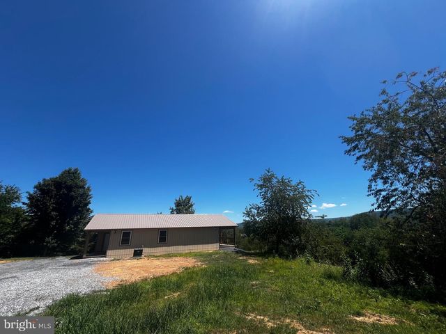 2066 DISPANET RD, Mathias, WV 26812