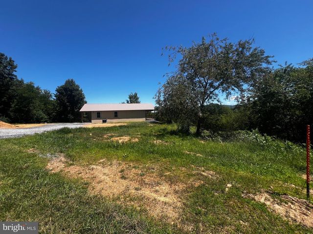 2066 DISPANET RD, Mathias, WV 26812