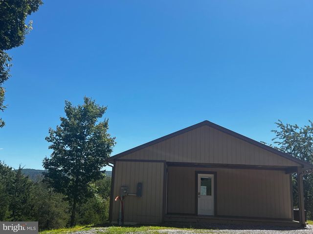 2066 DISPANET RD, Mathias, WV 26812