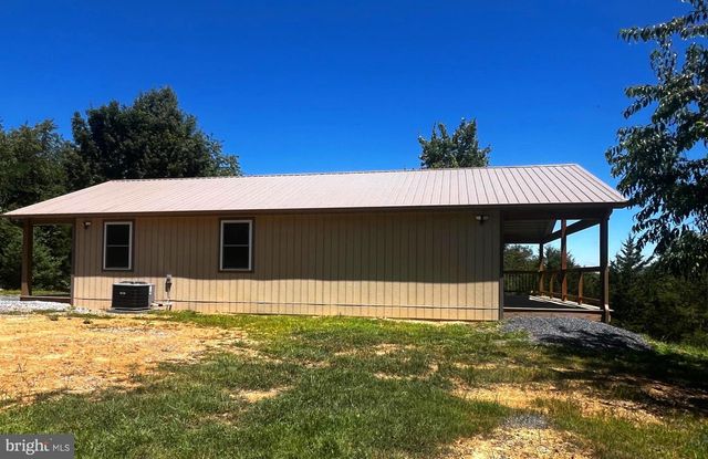 2066 DISPANET RD, Mathias, WV 26812