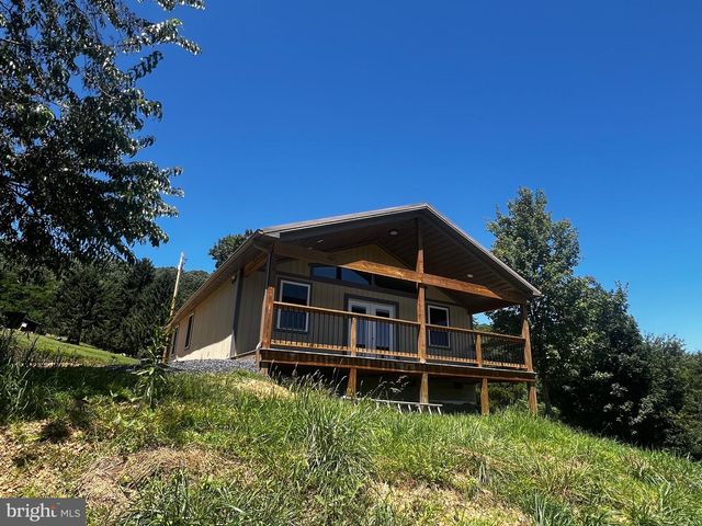 2066 DISPANET RD, Mathias, WV 26812