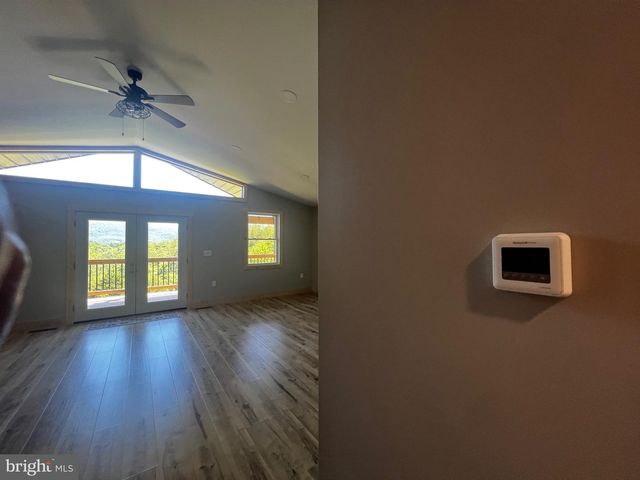 2066 DISPANET RD, Mathias, WV 26812