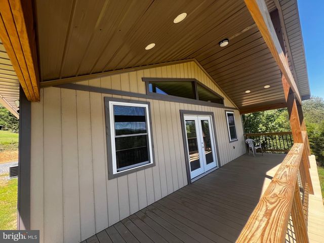 2066 DISPANET RD, Mathias, WV 26812