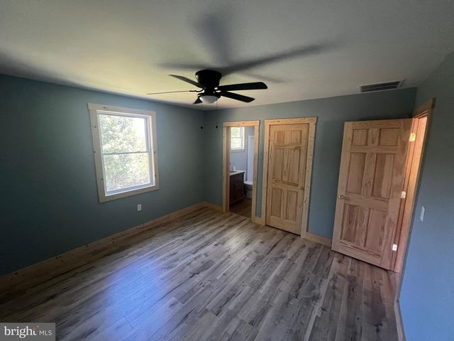 2066 DISPANET RD, Mathias, WV 26812