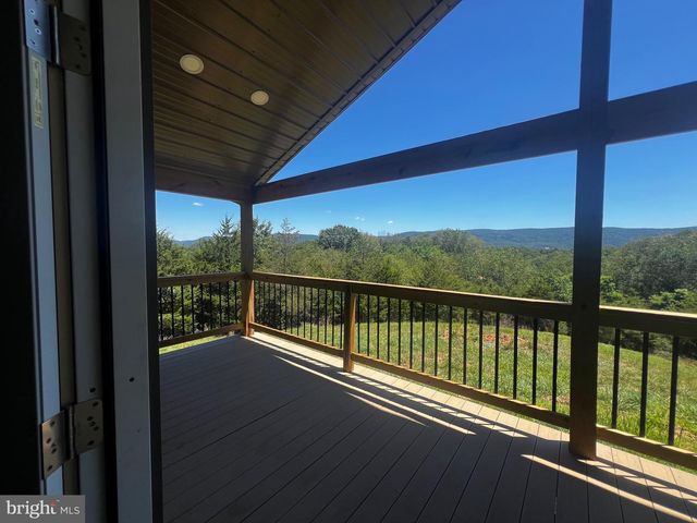 2066 DISPANET RD, Mathias, WV 26812
