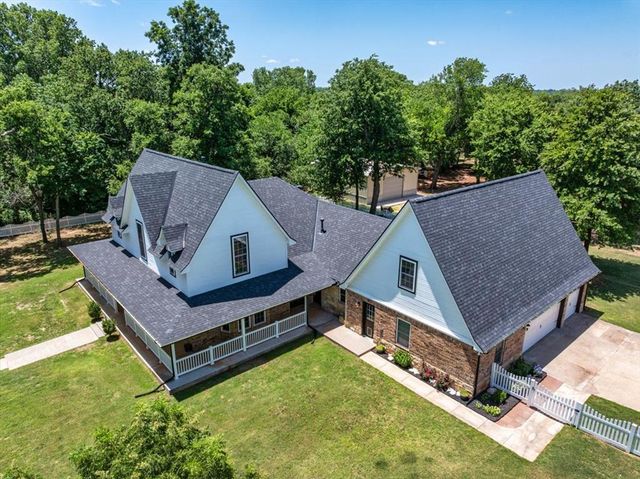 834 County Street 2984, Blanchard, OK 73010
