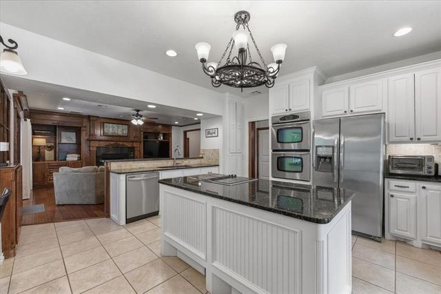 834 County Street 2984, Blanchard, OK 73010