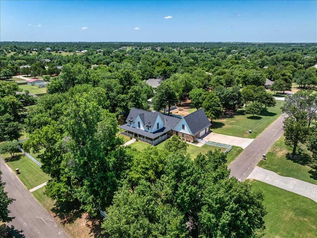 834 County Street 2984, Blanchard, OK 73010