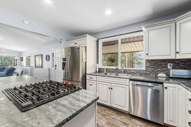 14361 E Bigelow Gulch Rd, Spokane, WA 99217