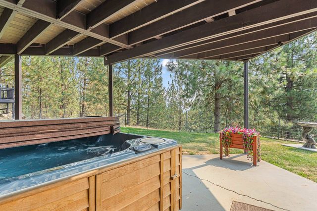 14361 E Bigelow Gulch Rd, Spokane, WA 99217