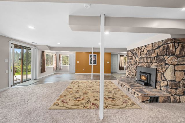 14361 E Bigelow Gulch Rd, Spokane, WA 99217