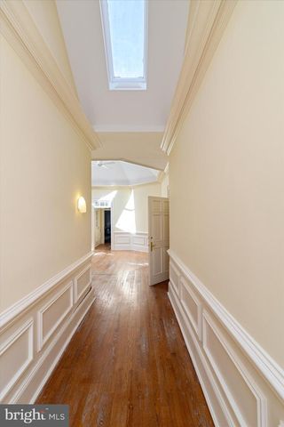 8537 OLD DOMINION DR, Mclean, VA 22102