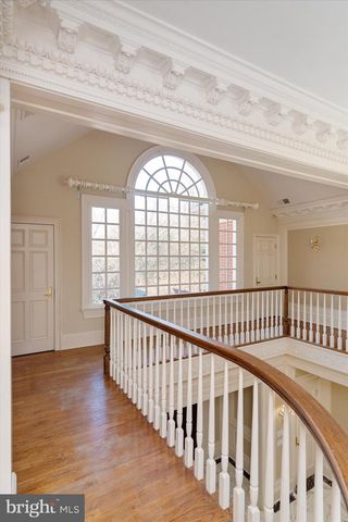 8537 OLD DOMINION DR, Mclean, VA 22102