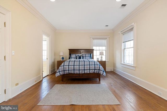 8537 OLD DOMINION DR, Mclean, VA 22102