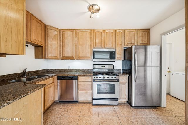 3919 N 19TH Street, Phoenix, AZ 85016