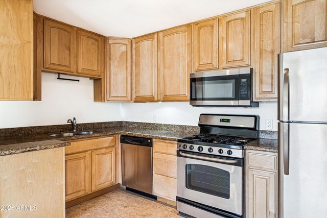 3919 N 19TH Street, Phoenix, AZ 85016