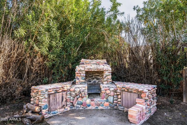 3919 N 19TH Street, Phoenix, AZ 85016