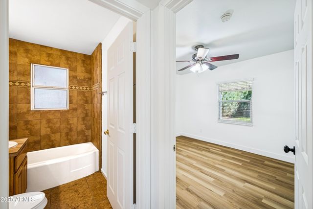 3919 N 19TH Street, Phoenix, AZ 85016