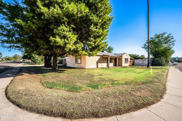 3919 N 19TH Street, Phoenix, AZ 85016