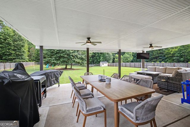 277 Silverbell Lane, Sharpsburg, GA 30277