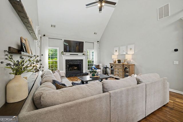 277 Silverbell Lane, Sharpsburg, GA 30277