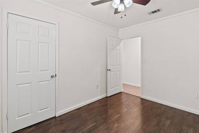 496 W Jefferson Street, Van Alstyne, TX 75495
