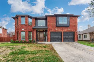 216 Willowlake Drive, Little Elm, TX 75068