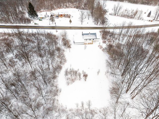 981 Knox Cave Road, Knox, NY 12009