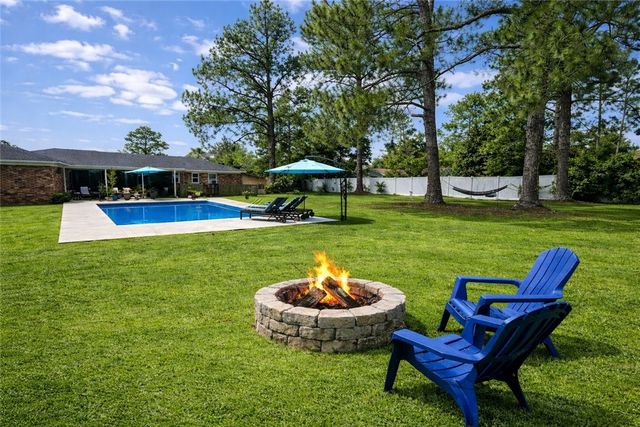 2026 Ellis Lane, Blackshear, GA 31516