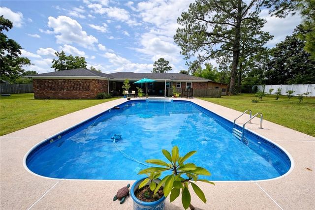 2026 Ellis Lane, Blackshear, GA 31516