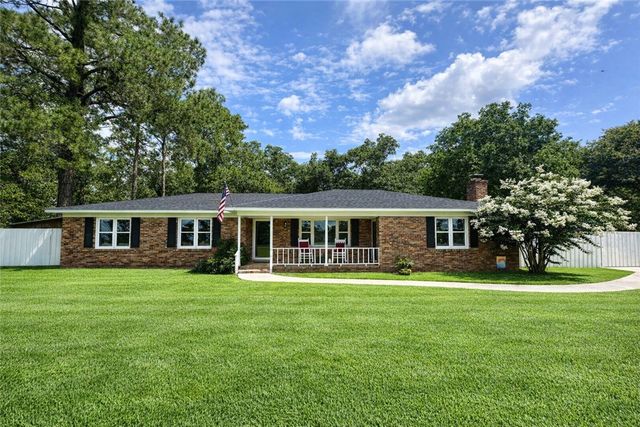 2026 Ellis Lane, Blackshear, GA 31516