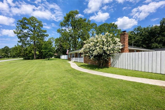 2026 Ellis Lane, Blackshear, GA 31516