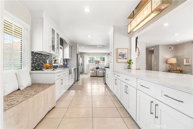 702 E Cumberland, Orange, CA 92865