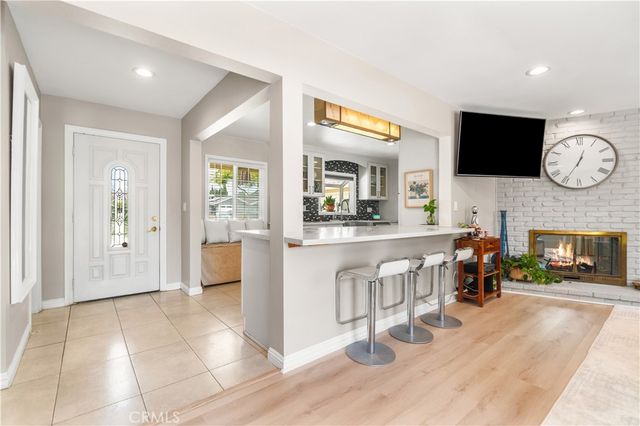 702 E Cumberland, Orange, CA 92865