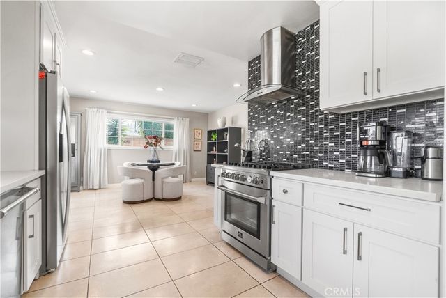 702 E Cumberland, Orange, CA 92865